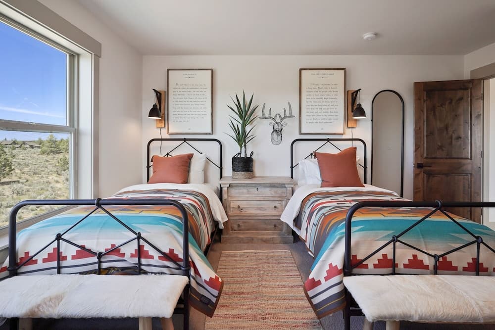 Juniper Mesa At Brasada 4 Bedroom Home by Redawning