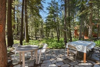 Homewood Creekside Cabin