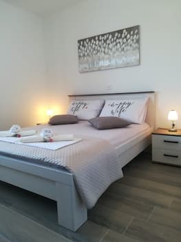 Apartment Villa Bijele Stijene