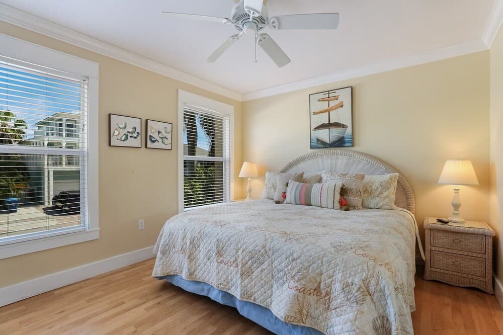 Gulf Sands 108 2 Bedroom Condo by Redawning