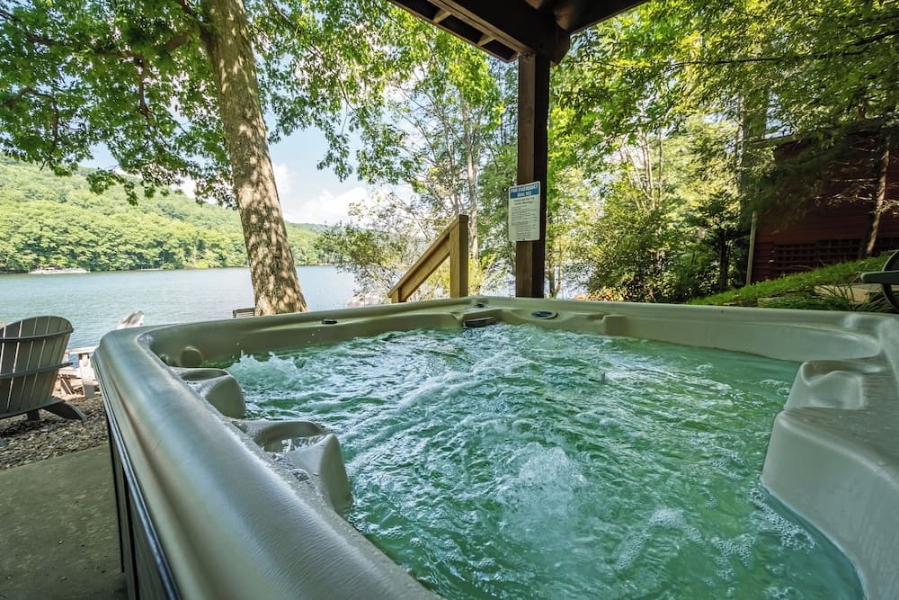 Gone Fish Inn by Taylor Made Deep Creek