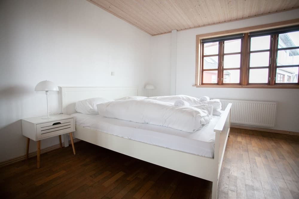 Downtown - City View - 2 BR - Spacious