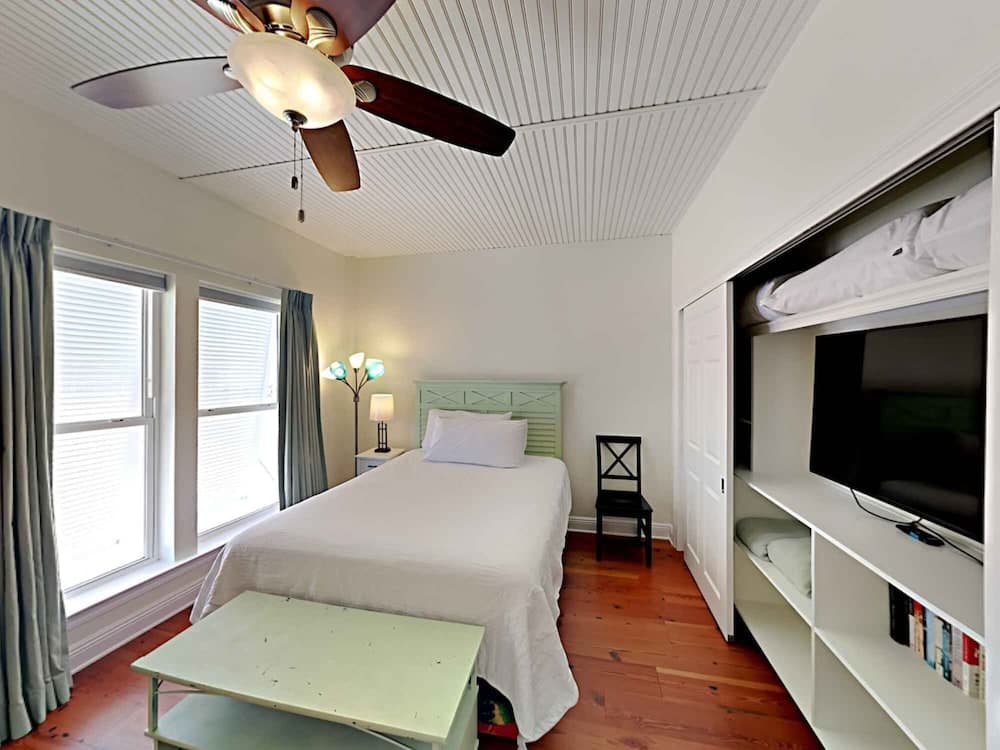 Brighton by the Sea by Southern Vacation Rentals