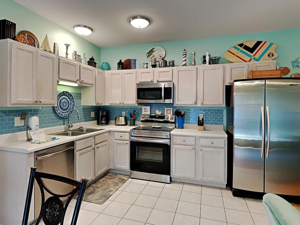 Sunset Cottages #1A by Southern Vacation Rentals