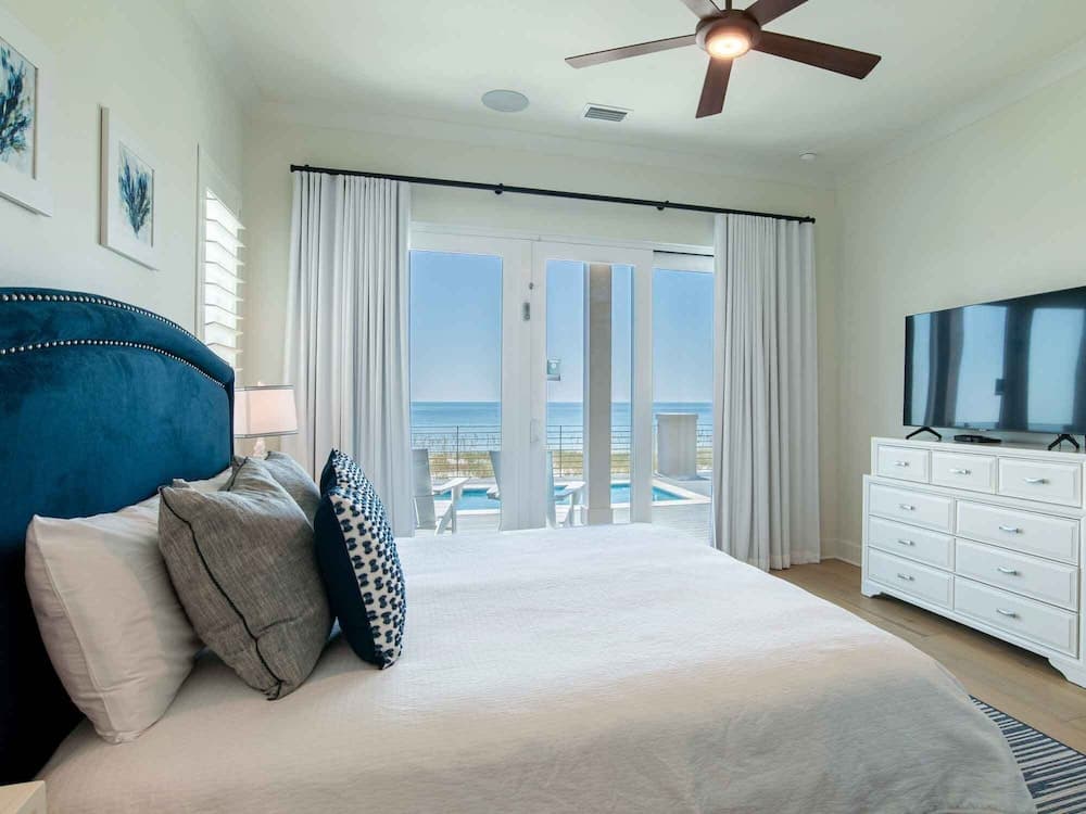 Viviana #2 by Southern Vacation Rentals