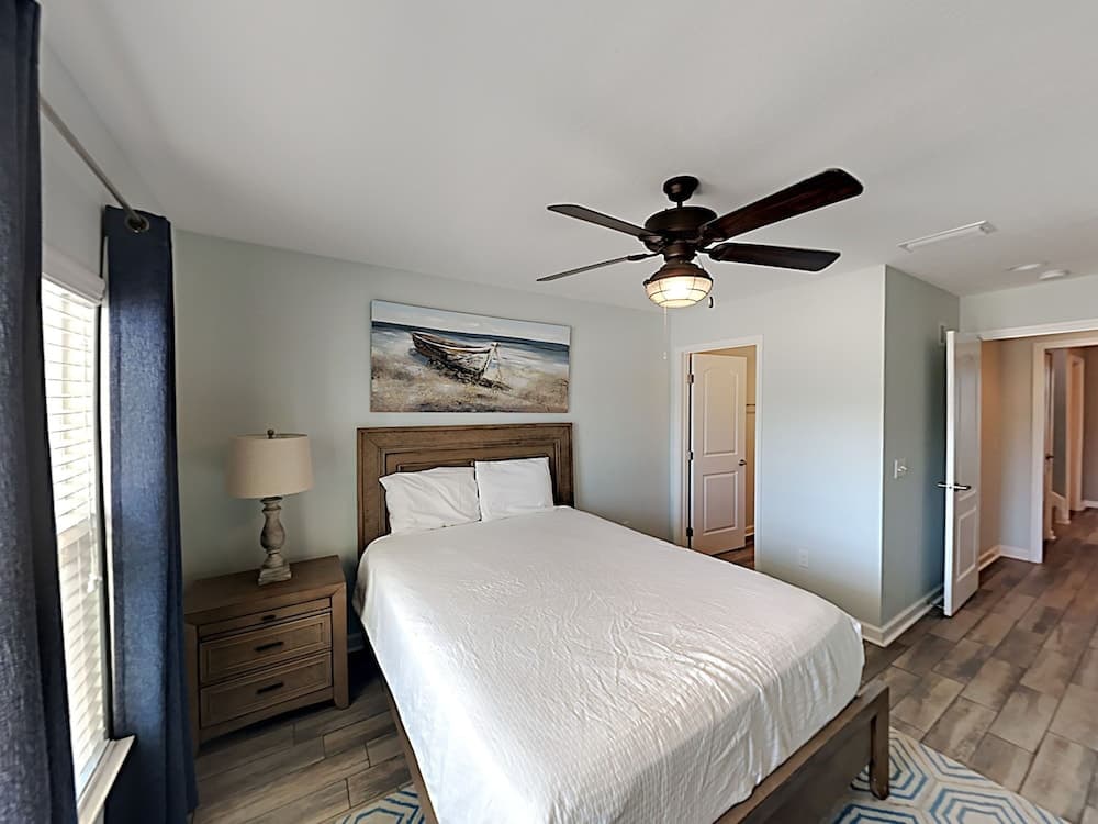 Breezy Blue Cottage by Resort Collection