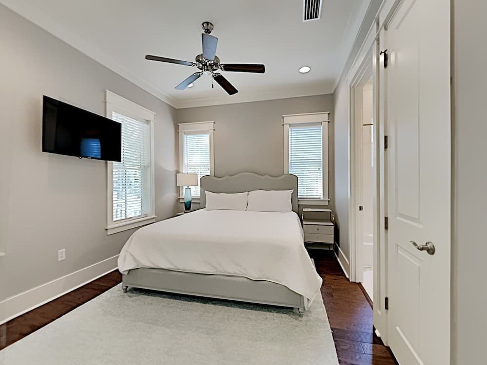 Tofino by Southern Vacation Rentals