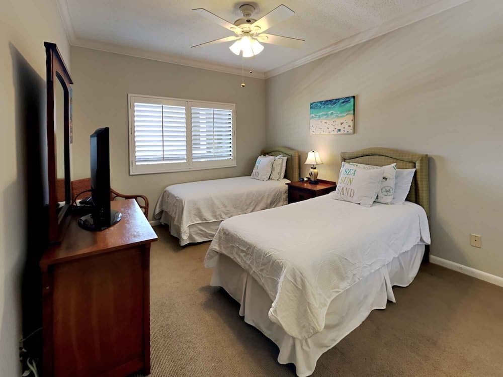 Romar House #702B by Southern Vacation Rentals