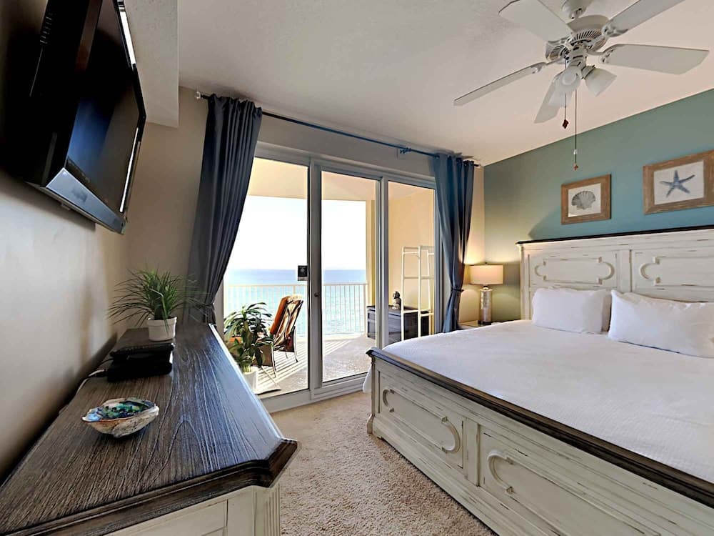 Emerald Isle by Resort Collection