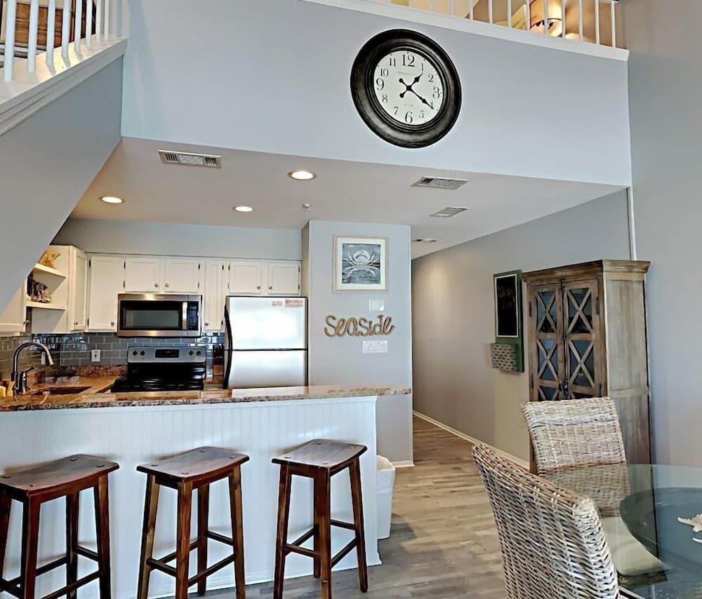 Crystal Sands #311A by Southern Vacation Rentals