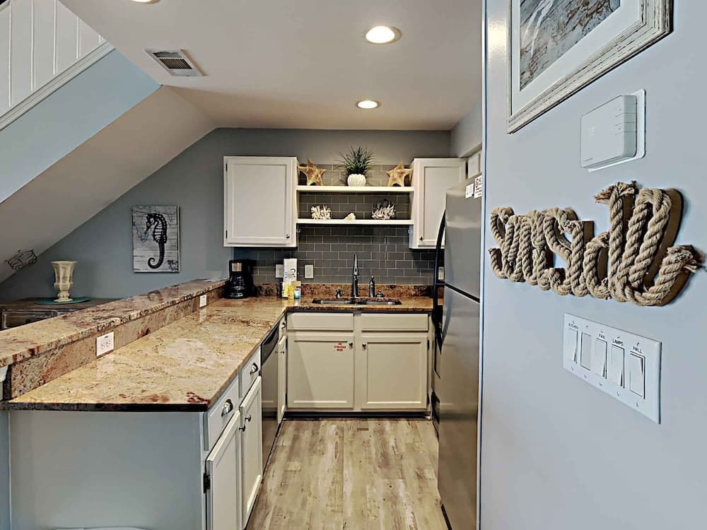 Crystal Sands #311A by Southern Vacation Rentals