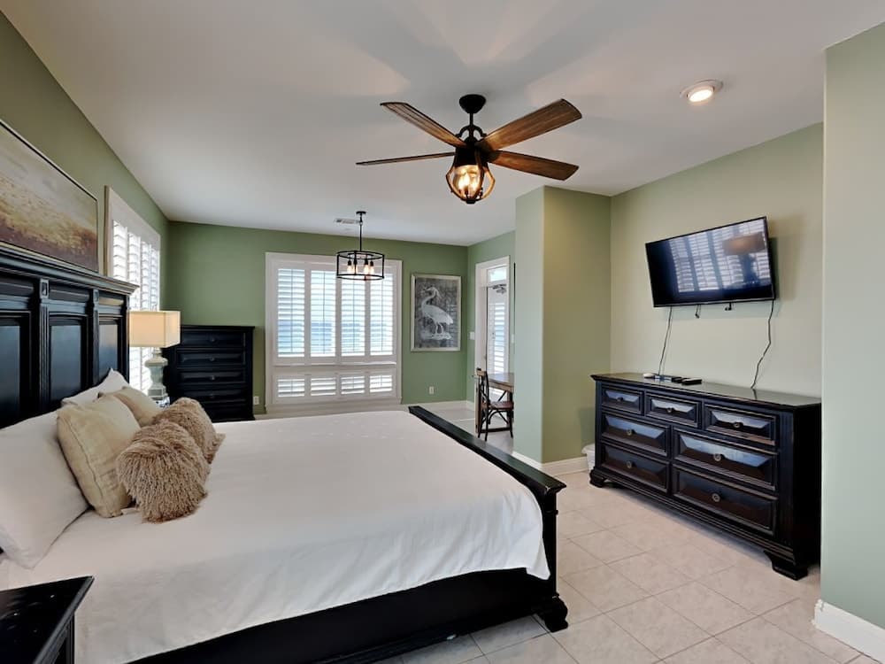 I'd Rather Be Gulfing by Southern Vacation Rentals