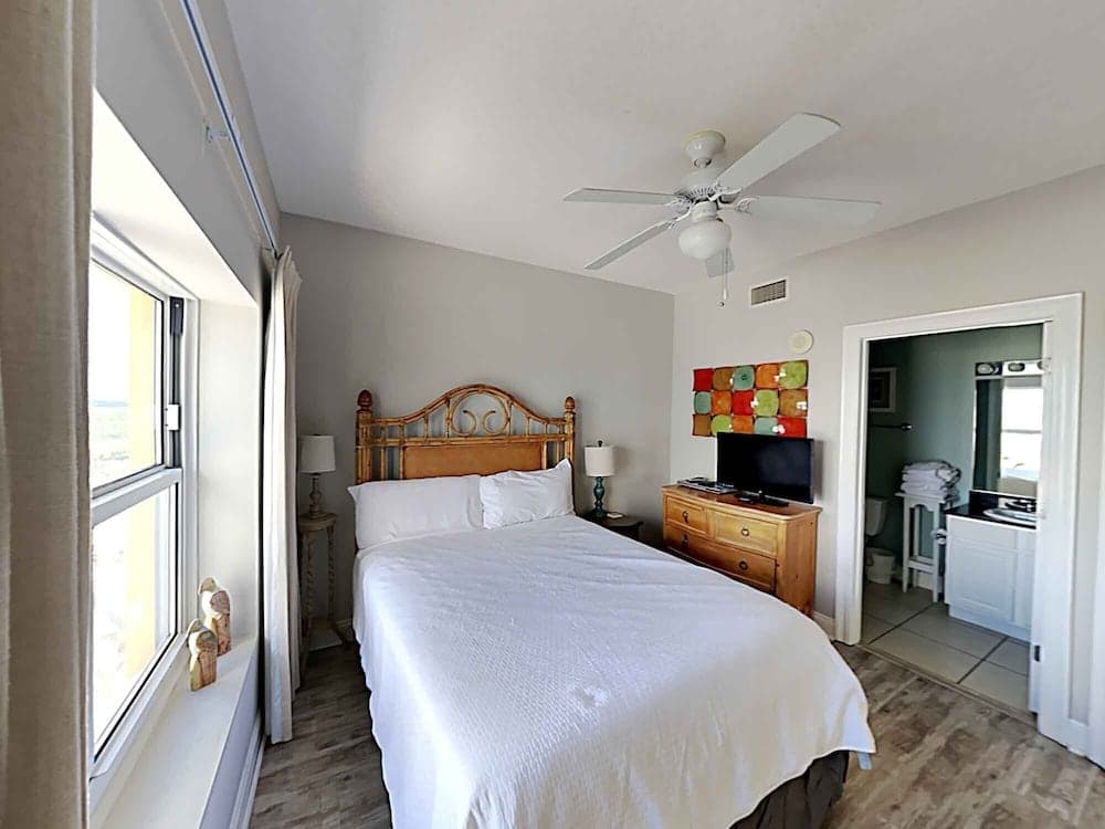 Calypso Resort & Towers #1809W by Resort Collection