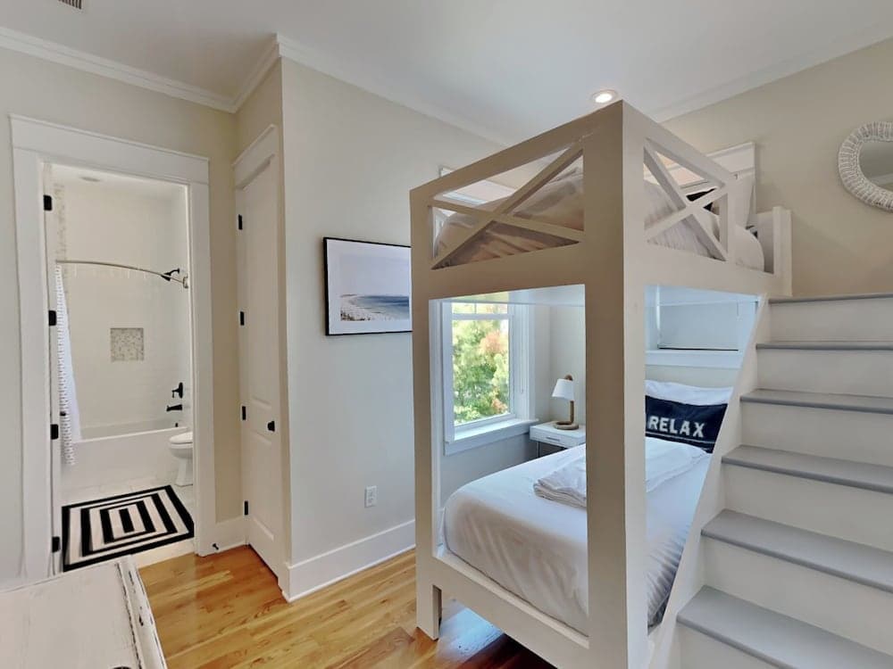 Sea La Vie In Grayton Beach by Southern Vacation Rentals