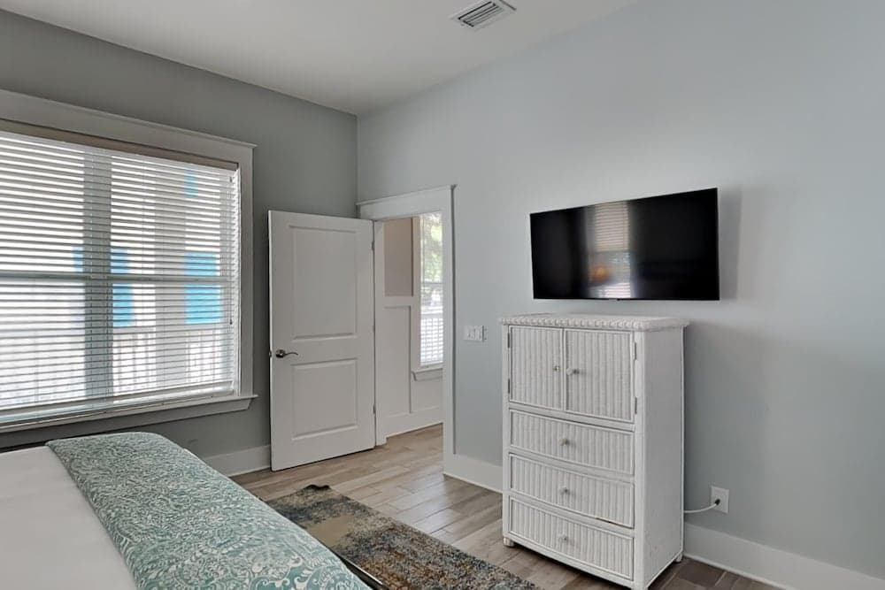 Magnolia House by Southern Vacation Rentals