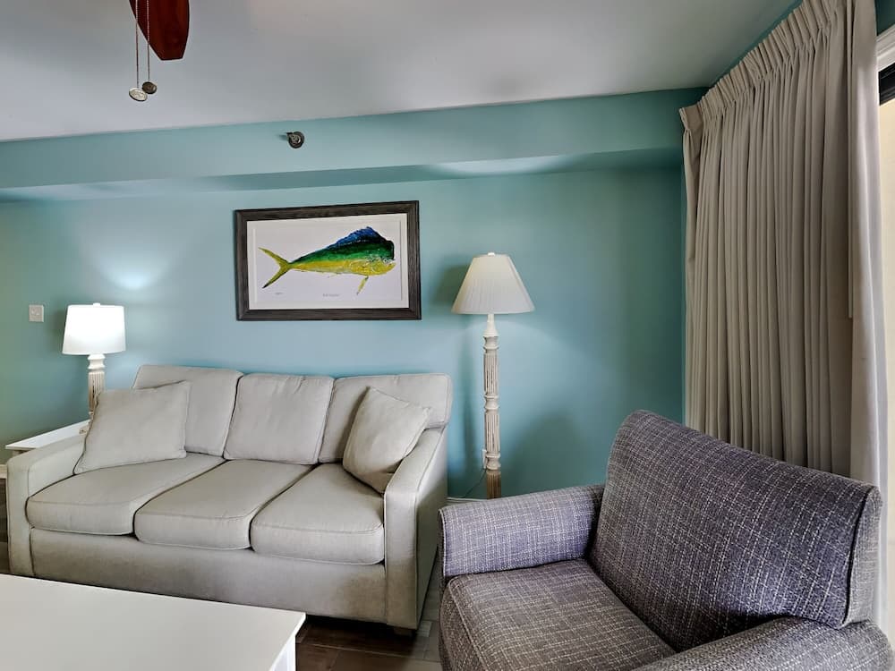 Harbour Place #202 by Southern Vacation Rentals