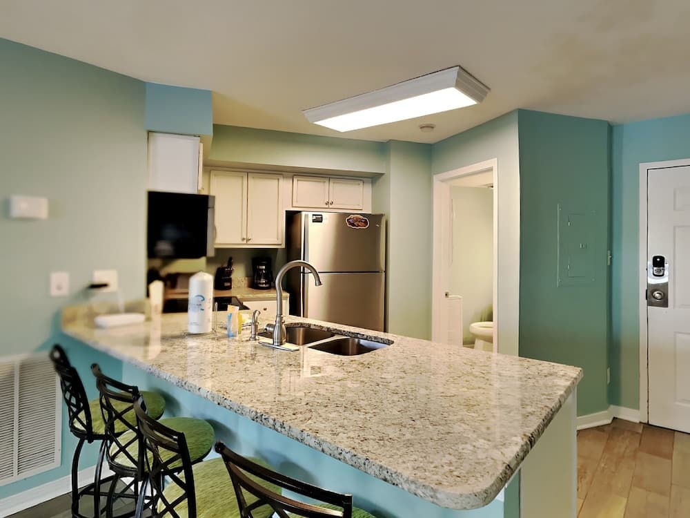 Harbour Place #202 by Southern Vacation Rentals
