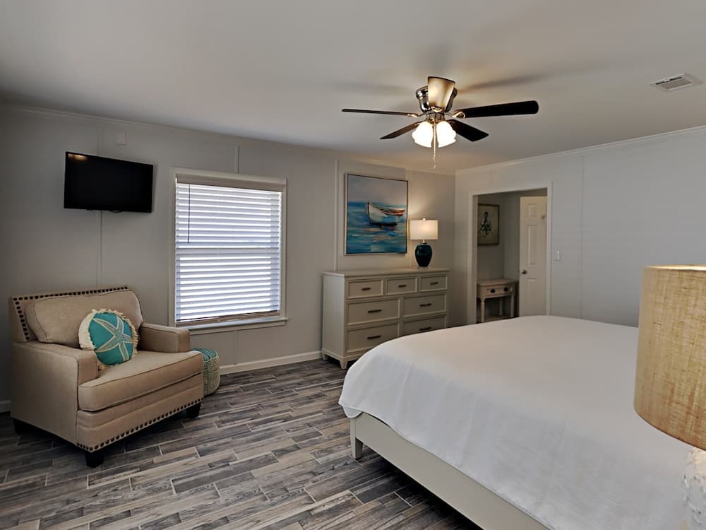 Bet's Kept Secret by Southern Vacation Rentals