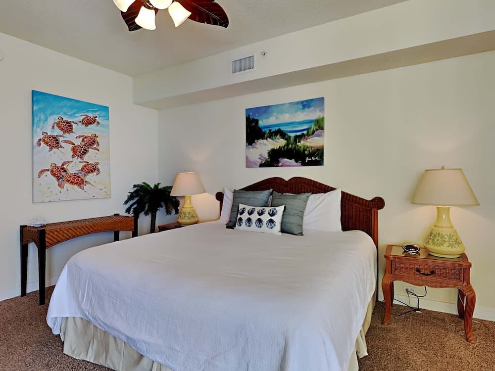 Beach Colony East by Southern Vacation Rentals