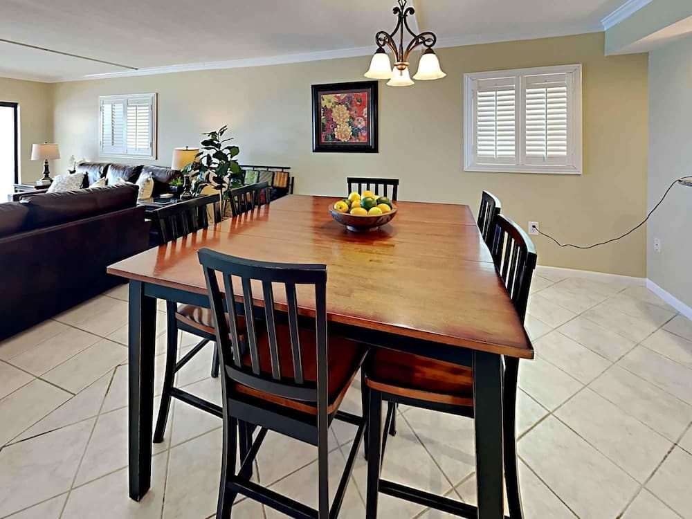 Breakers East by Southern Vacation Rentals