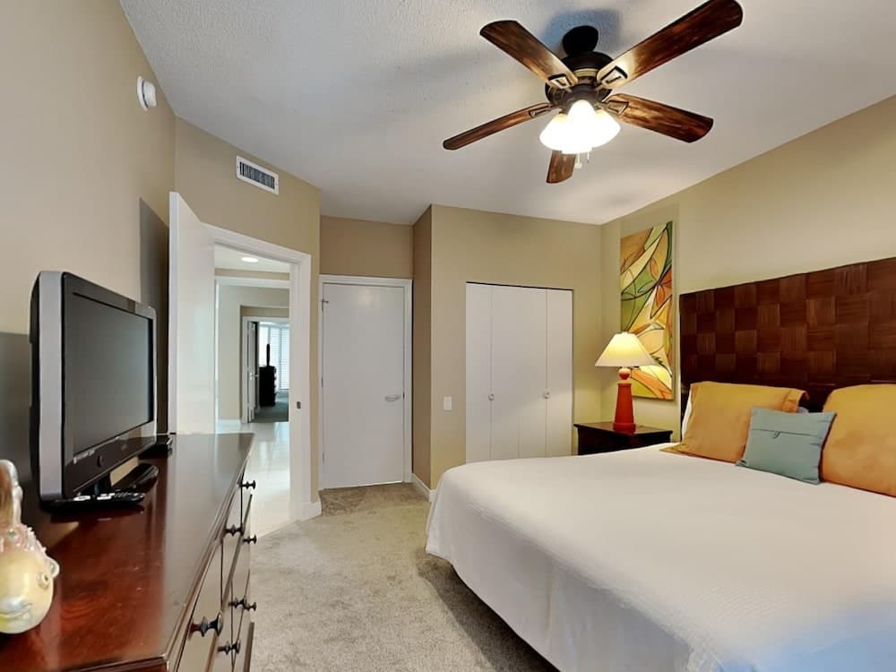 Beach Colony West by Southern Vacation Rentals