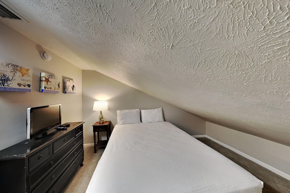 Crystal Villas by Southern Vacation Rentals