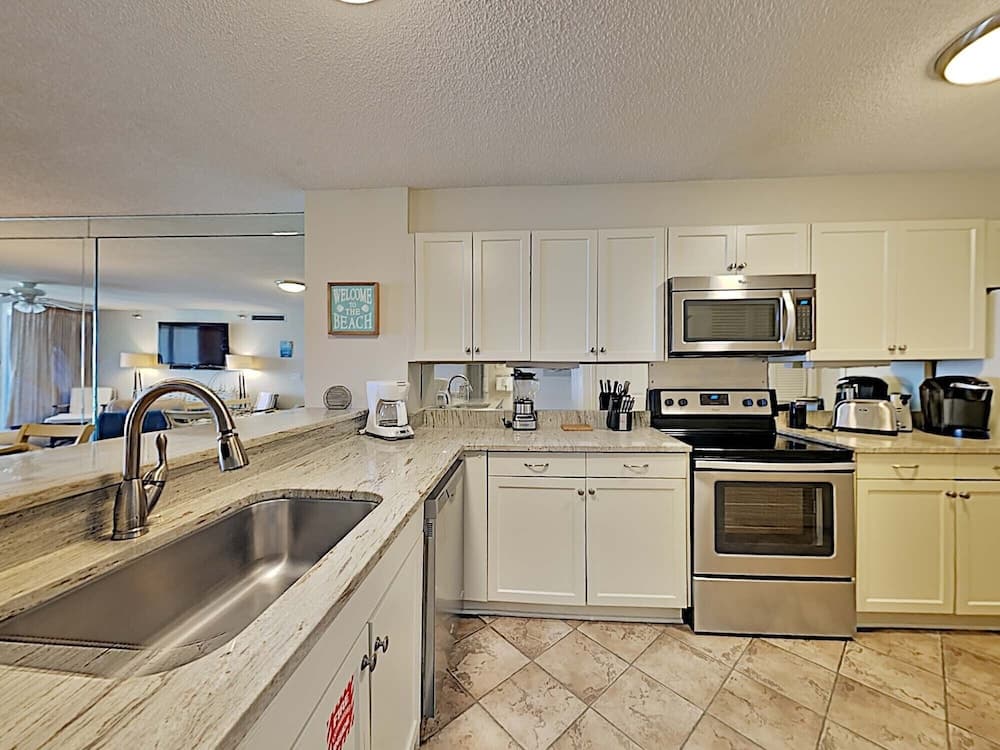 Hidden Dunes Gulfside by Southern Vacation Rentals