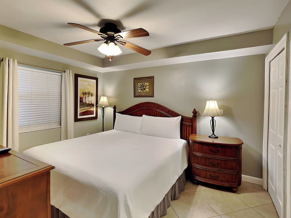 Pelican Isle by Southern Vacation Rentals