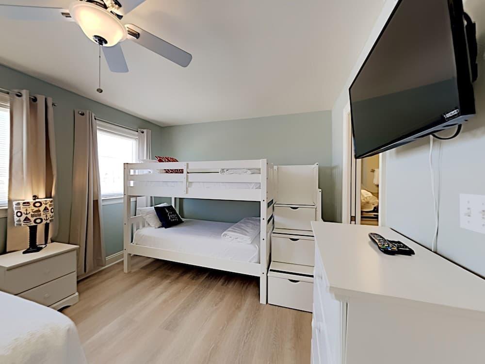 The Dory by Southern Vacation Rentals