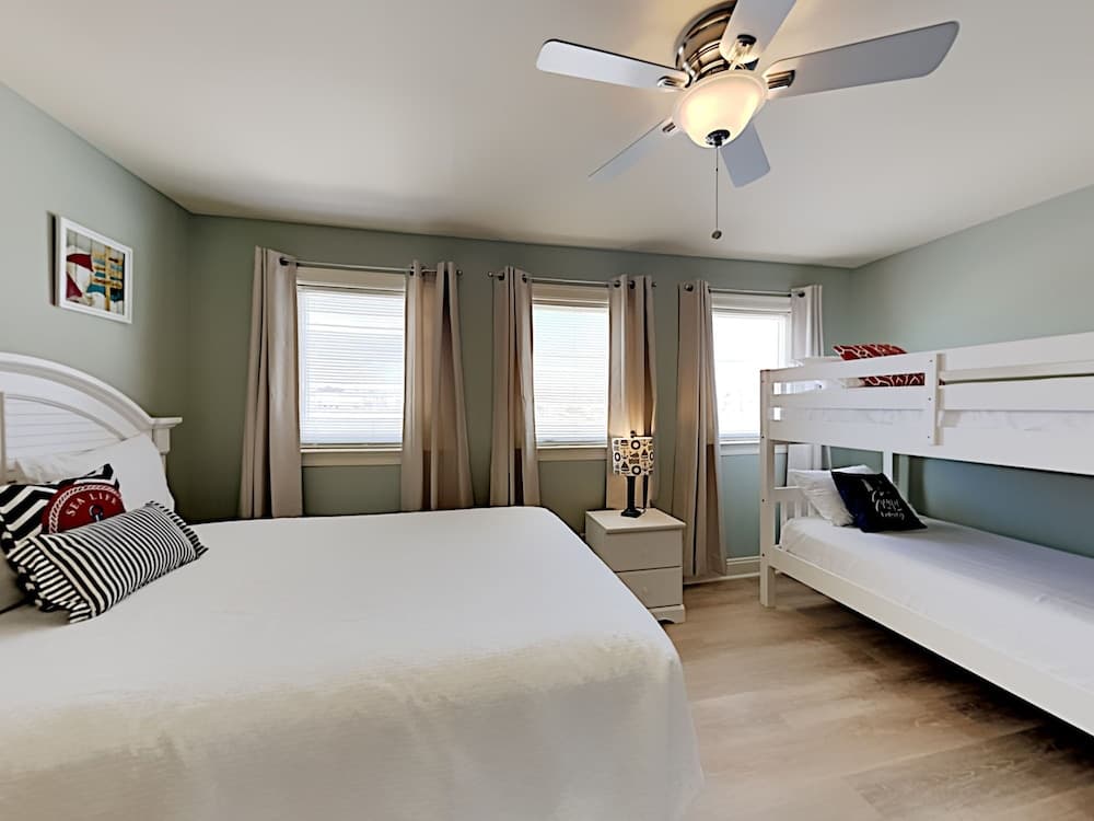 The Dory by Southern Vacation Rentals