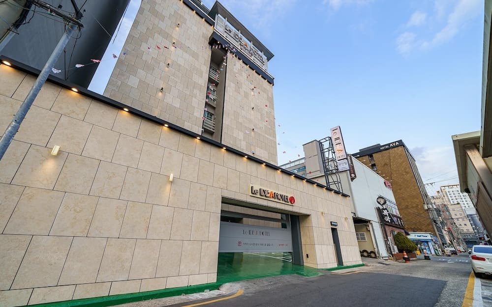 hotel image