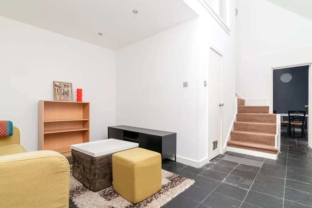 Stunning Art-deco Style 2 Bedroom Apartment in Fitzrovia