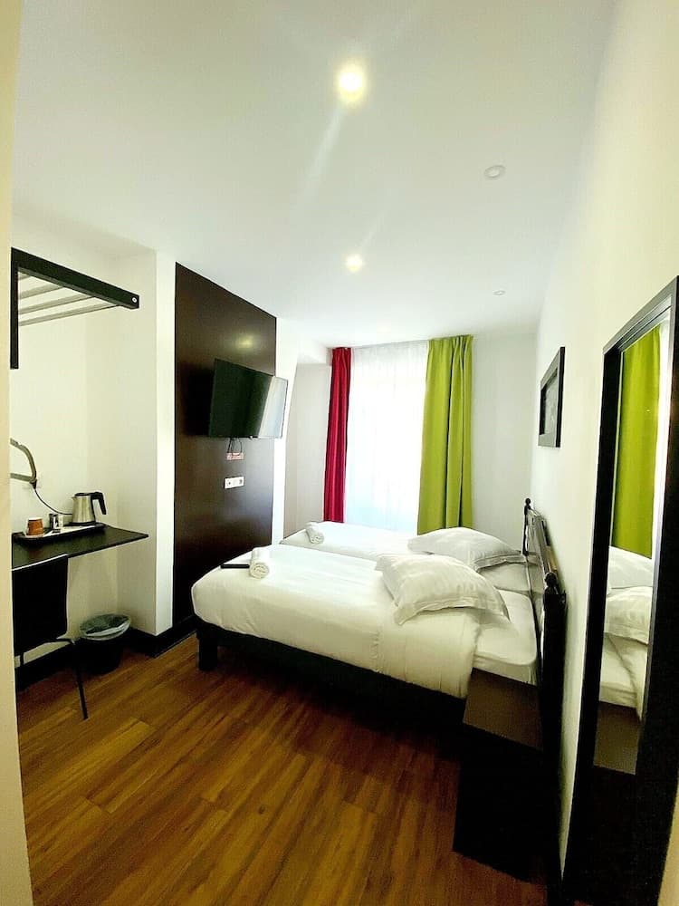 Enzo Hotels Limoges Centre Jourdan By Kyriad Direct