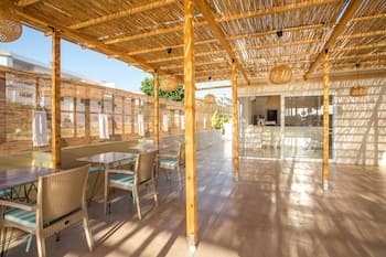 ATMA BEACH ROOMS & SUITES