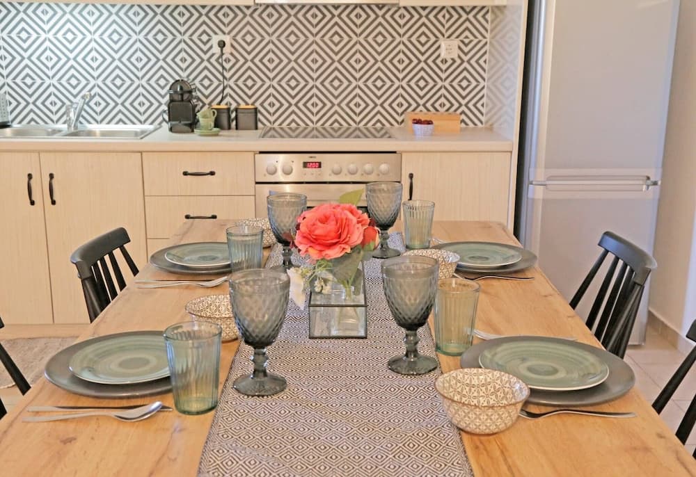 New-olivaholidayhomes - Boho Studio Pool