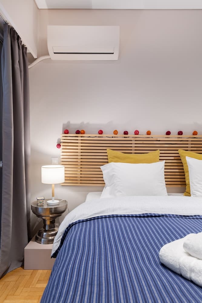 Bang in Kolonaki by Athenian Homes