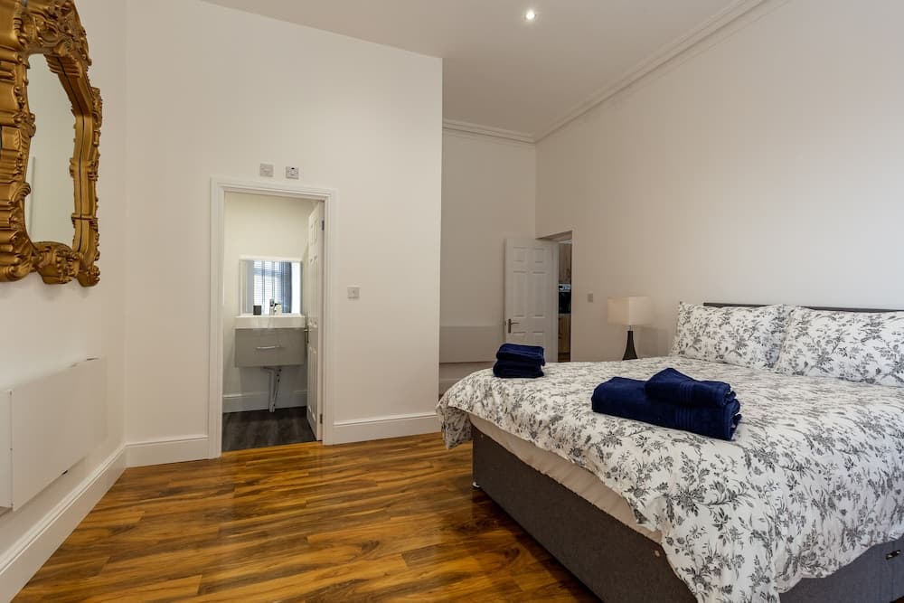 Remarkable 1-bed Apartment in Lytham Saint Annes