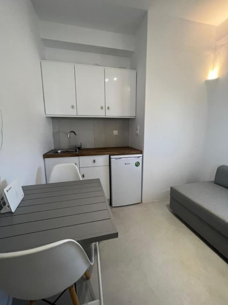 Charming Apartment in Ano Mera