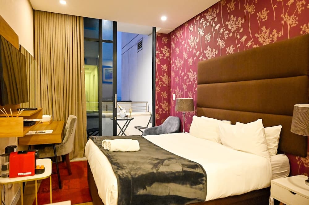 Illovo Central Apartments