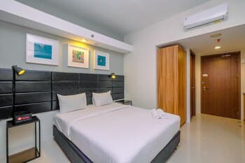 Cozy Living Studio Room At Bogor Icon Apartment