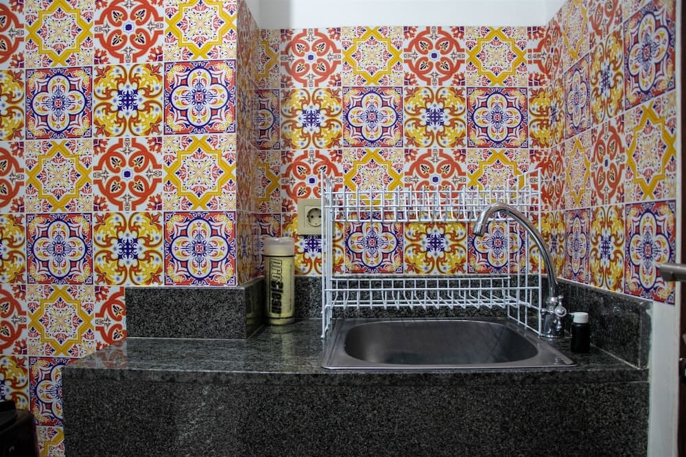 Fancy And Nice Studio Room At Transpark Cibubur Apartment