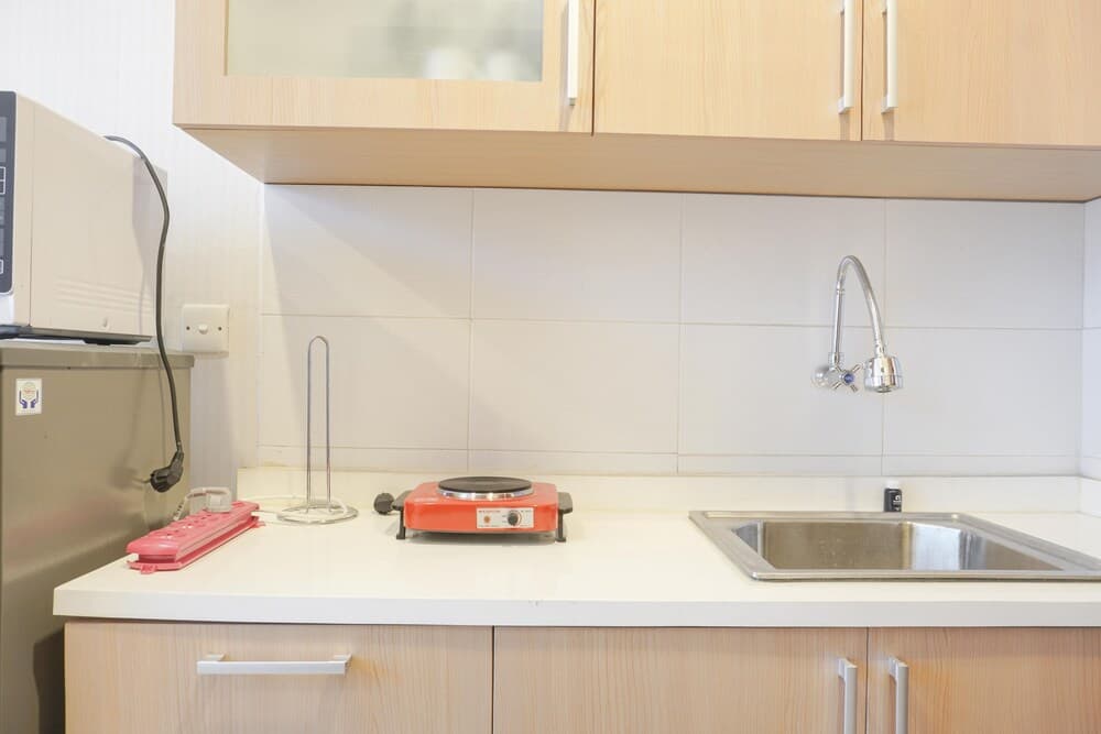 Elegant Studio Room Apartment At Capitol Park Residence