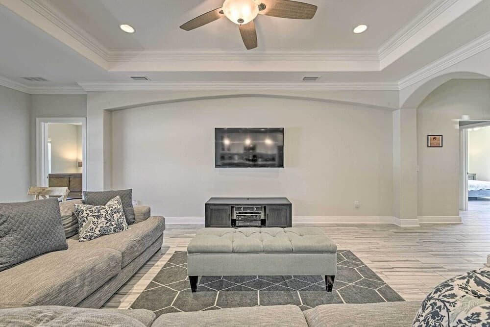 Tropic Like Its Hot at PCB New