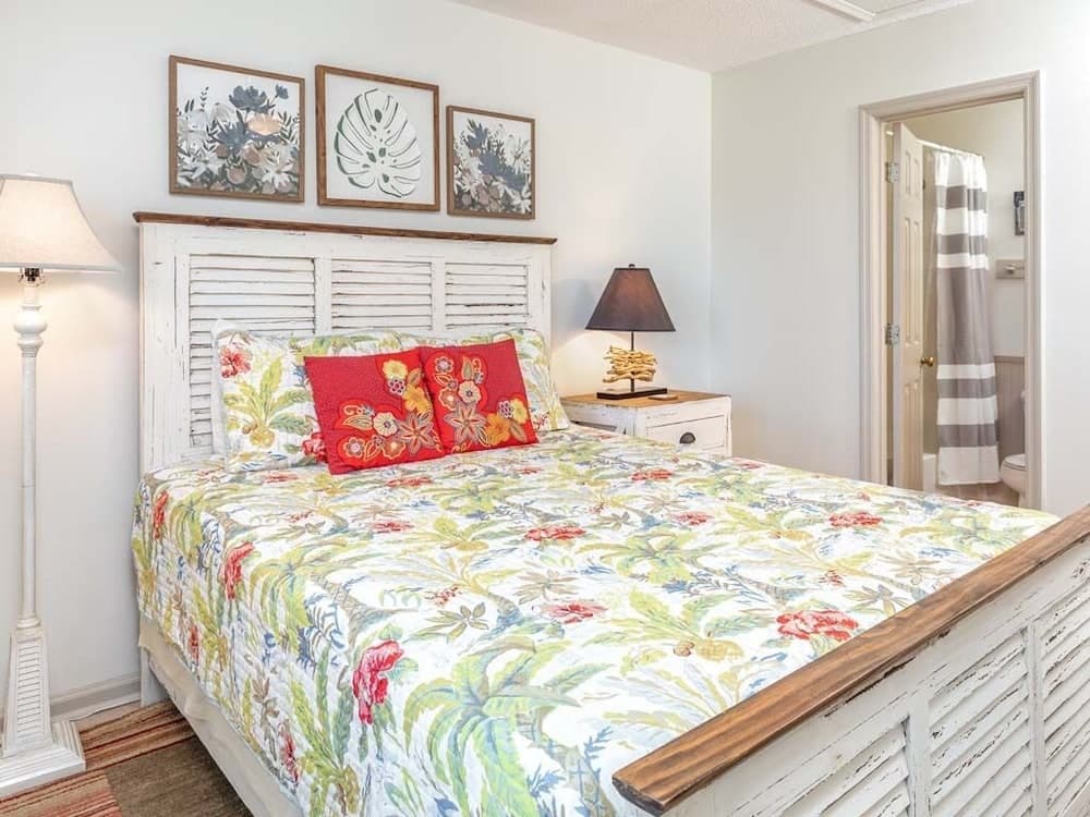 Atlantic Ocean by Tybee Vacation Rentals