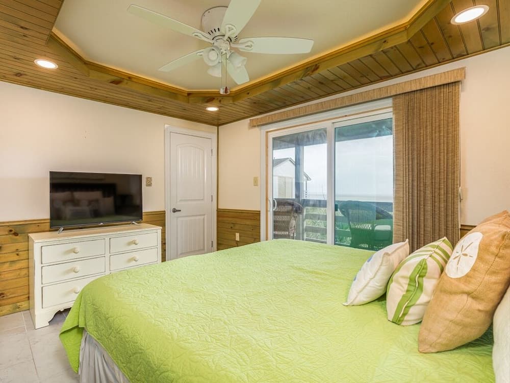 Lighthouse Point 1 by Tybee Vacation Rentals