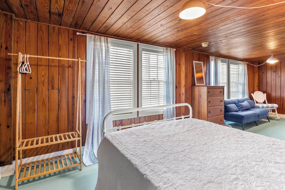 Caretta Cottage by Tybee Vacation Rentals