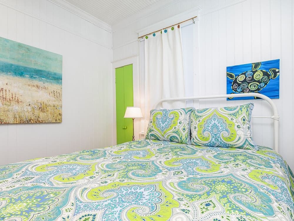 Coastal Soul Cottage by Tybee Vacation Rentals