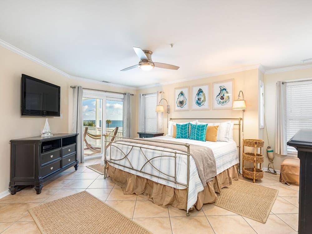 Dolphin Watch 6 by Tybee Vacation Rentals