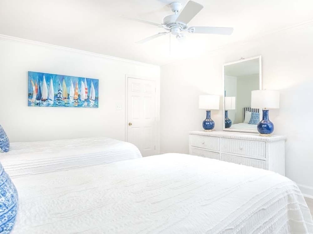 High Tide by Tybee Vacation Rentals