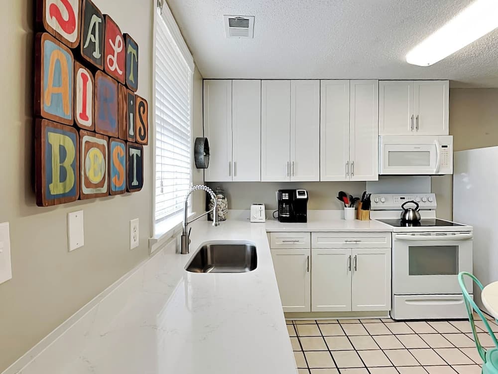 Latitude Adjustment A Tybee Vacation Rentals